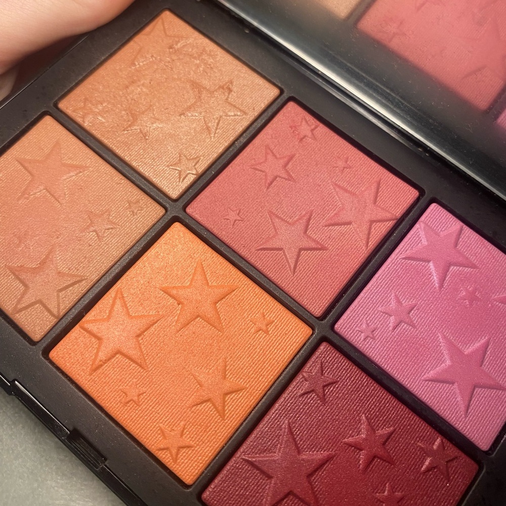 Super rare limited edition nars blush palette!